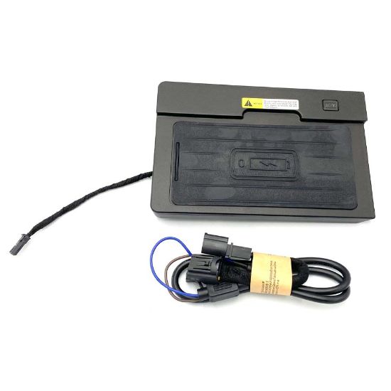 Picture of Auto-XT Audi Q3 2019-2021 Wireless Charger