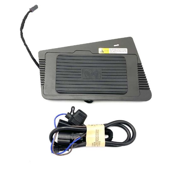 Picture of Auto-XT Audi A3 2020-2026 Wireless Charger