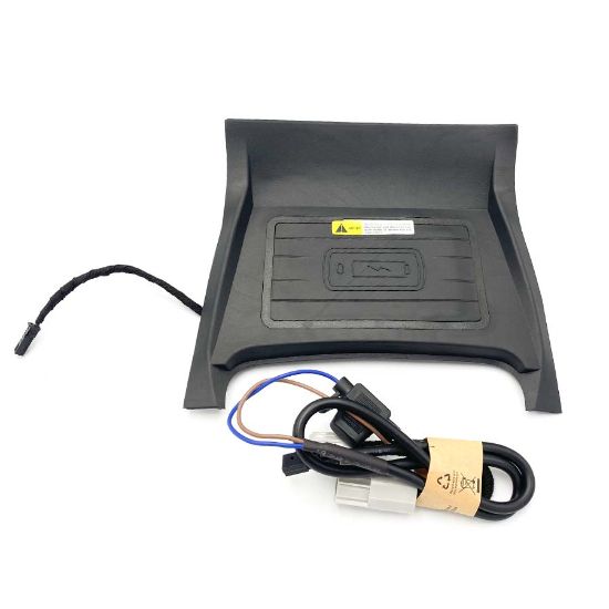 Picture of Auto-XT LandRover Discovery Sport 2016-2019 Wireless Charger
